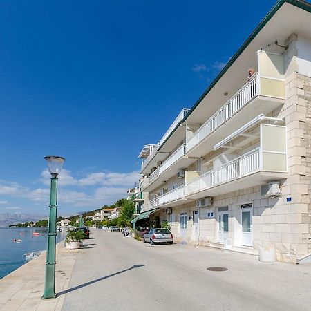 Apartment Mery Povlja  Eksteriør bilde